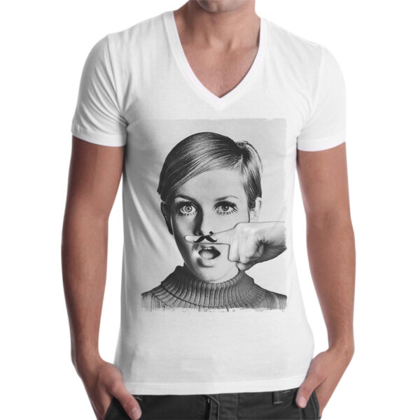 T-Shirt Uomo Scollo V TWIGGY MUSTACHE 1 T-Shirt Uomo Scollo V TWIGGY MUSTACHE