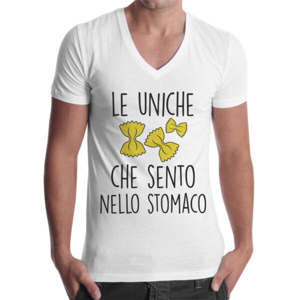 T-Shirt Uomo Scollo V LE FARFALLE NELLO STOMACO 1 T-Shirt Uomo Scollo V LE FARFALLE NELLO STOMACO