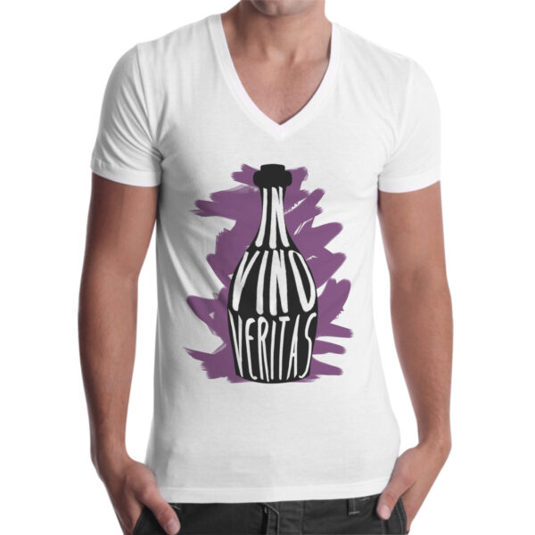 T-Shirt Uomo Scollo V VINO VERITAS 1 T-Shirt Uomo Scollo V VINO VERITAS